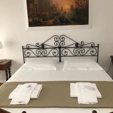 Florence Apartments Home Feeling *