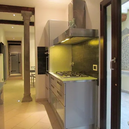 Florence Apartments Home Feeling Daire Floransa